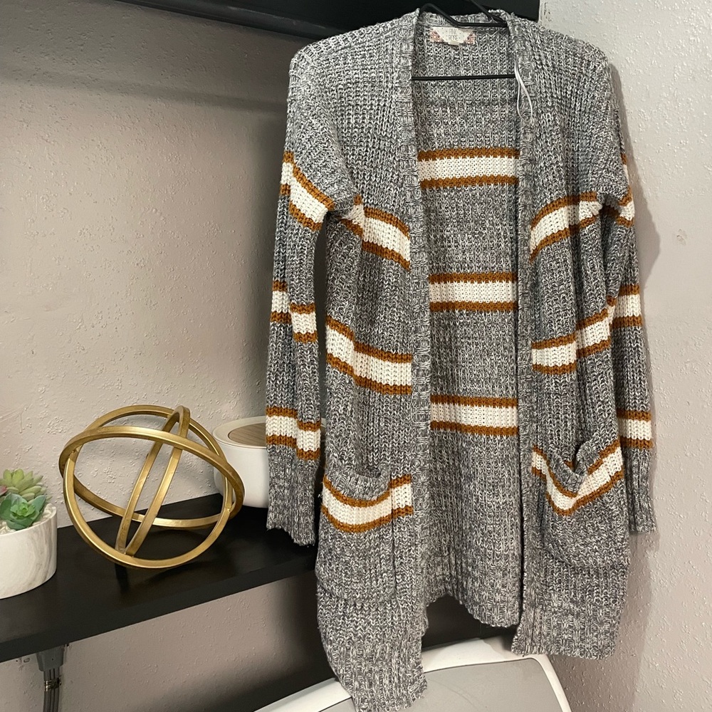 Woman’s Cardigan - Pink Rose